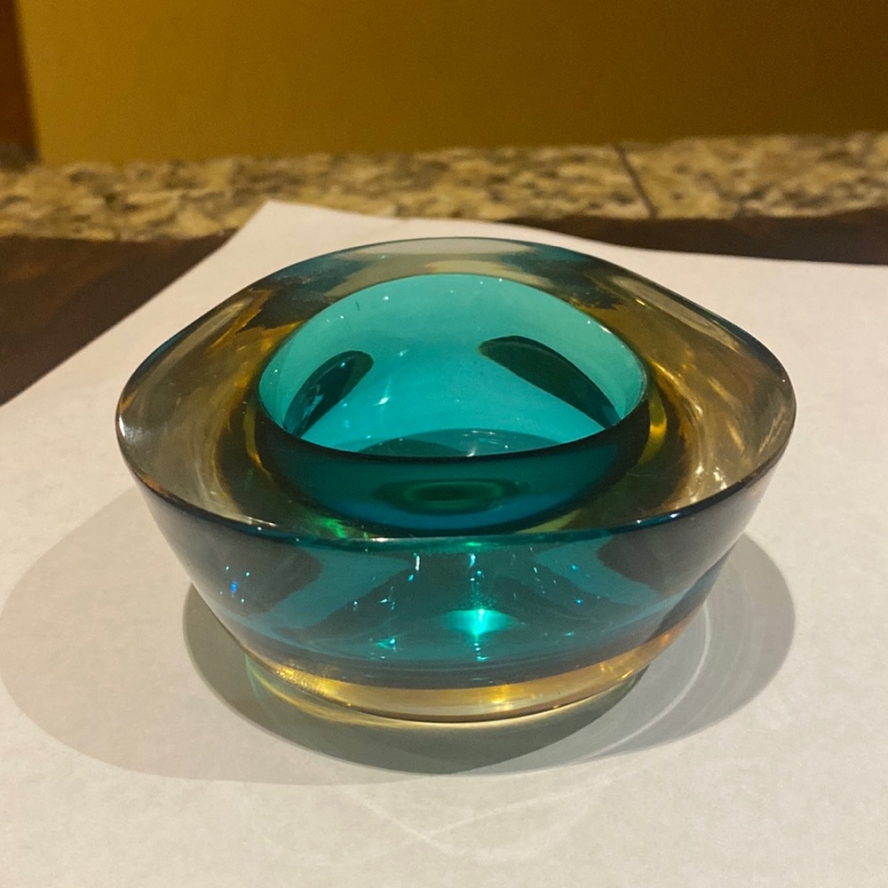 Murano Sommerso Flavio Poli Traingular bowl paperweight 3.5”